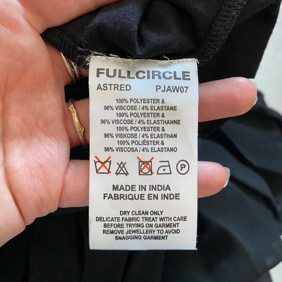 Black Pleated Skirt - Picture 4 of 4